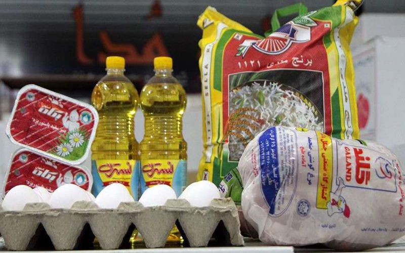 توزیع بسته‌ های حمایت غذایی توسط امامزاده شمس الدین قائمیه در اصفهان