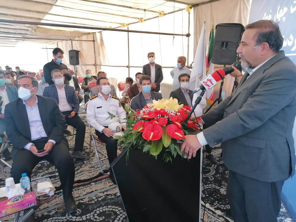 بهرهبرداری از ۱۱ کیلومتر واریانت چهارخطه محور اصفهان - اردستان بهرهبرداری از ۱۱ کیلومتر واریانت چهارخطه محور اصفهان – اردستان