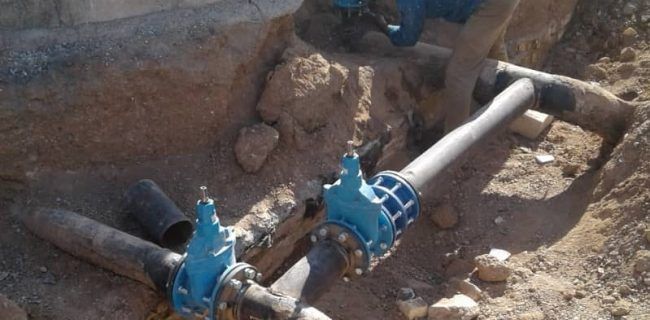 توزیع عادلانه آب با  فشار یکسان در روستاهای پیکان و سعادت آباد منطقه جرقویه