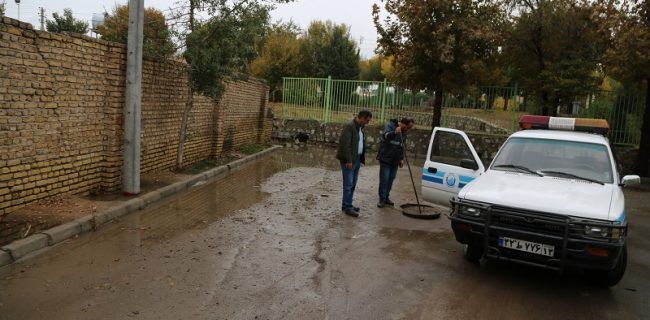 وقوع ۳۷۲ مورد گرفتگی شبکه و پس زدگی فاضلاب بر اثر بارندگی در اصفهان