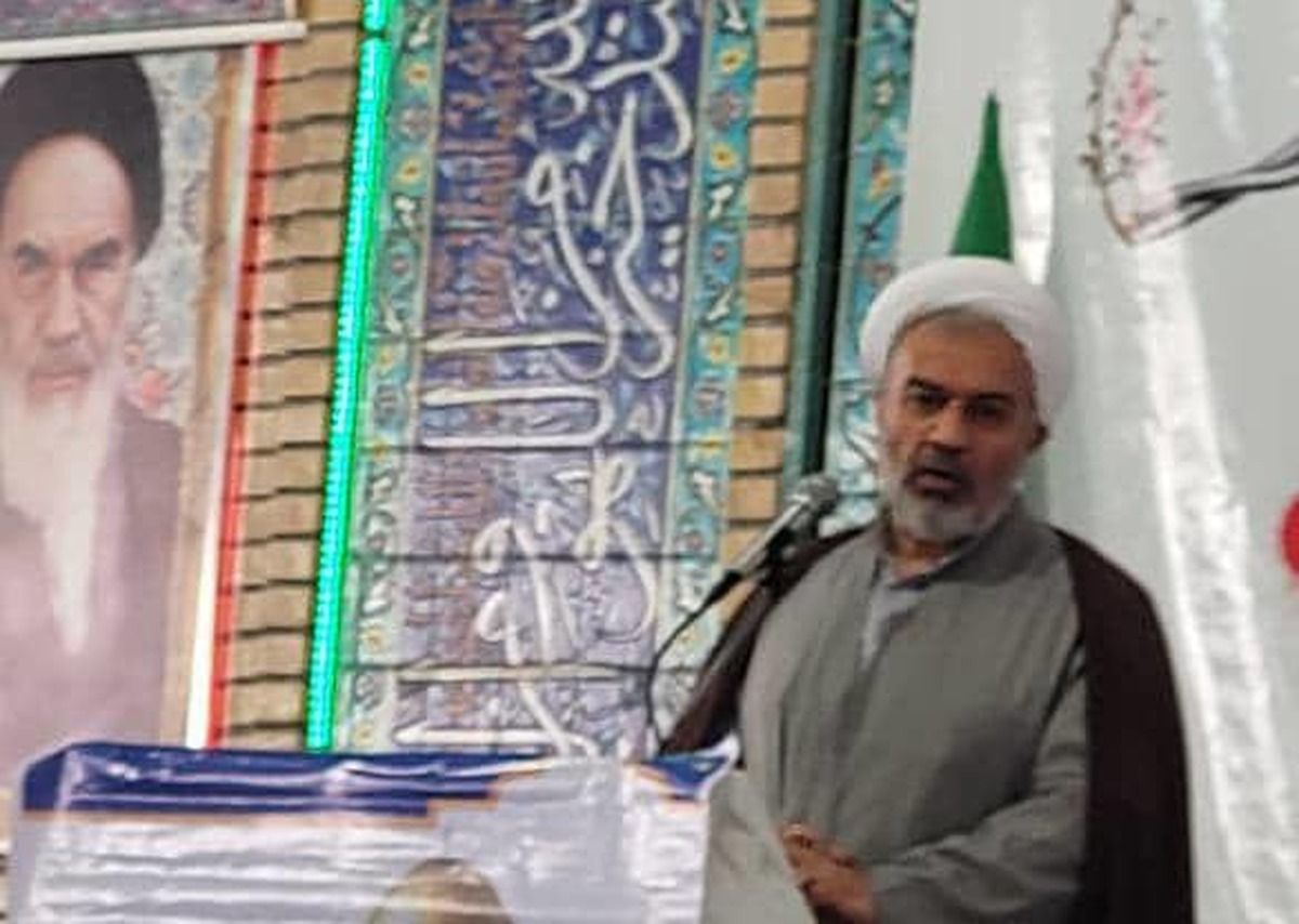 مقاومت و تسلیم در برابر استکبار هزینه دارد مقاومت و تسلیم در برابر استکبار هزینه دارد