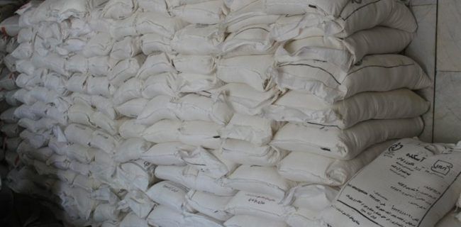 کشف بیش از  ۲ تن آرد قاچاق در فلاورجان