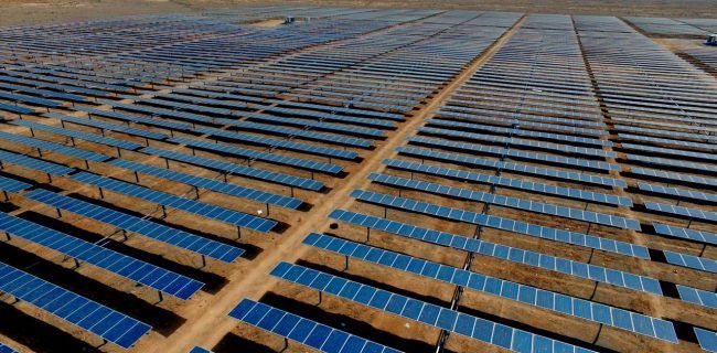 نیروگاه خورشیدی ۲۰۰ مگاواتی هلدینگ پتروپالایش اصفهان کلنگ زنی می‌شود