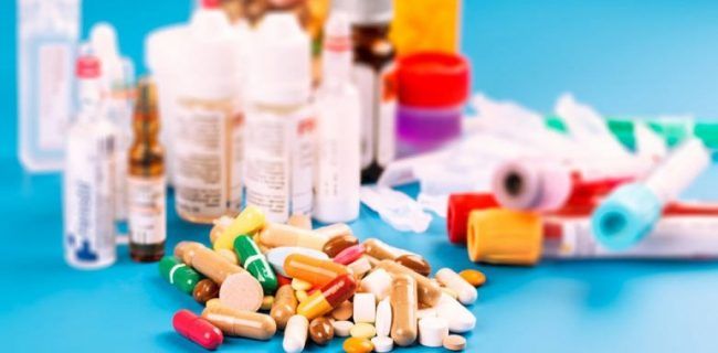 رونمایی از ۶۰ محصول دارویی جدید با حضور وزیر بهداشت