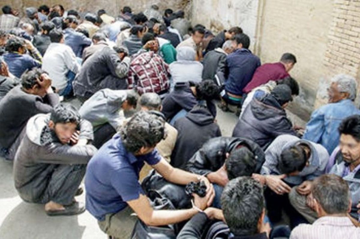 جمعآوری ۵۰ معتاد متجاهر در کلانشهر اصفهان جمعآوری ۵۰ معتاد متجاهر در کلانشهر اصفهان