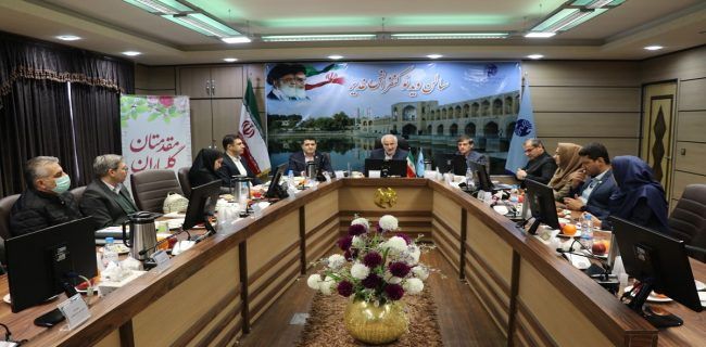 گردهمایی تعدادی مسئولان تجاری مخابرات در اصفهان