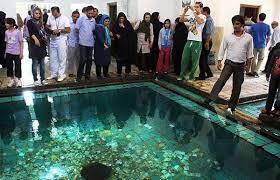بازدید بیش از ۳۲ هزار گردشگر از باغ فین کاشان در روز عید فطر بازدید بیش از ۳۲ هزار گردشگر از باغ فین کاشان در روز عید فطر
