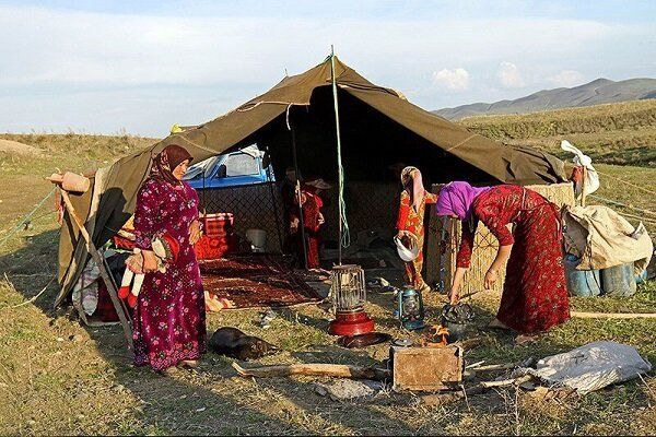 آغاز اسکان عشایر در دشت دامنه اصفهان آغاز اسکان عشایر در دشت دامنه اصفهان