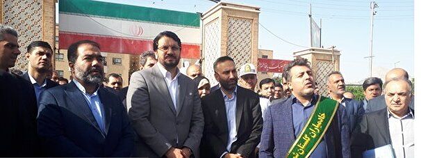 وزیر راه و شهرسازی وارد اصفهان شد