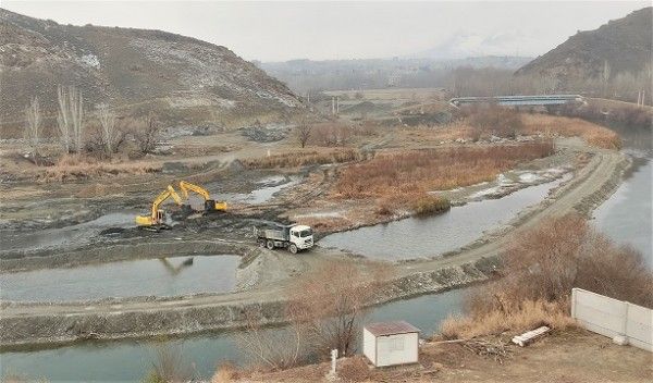 لایروبی ۲۵۰ کیلومتر از رودخانههای استان اصفهان اجرا شد