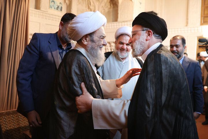 دیدار رئیس‌جمهور با آیت‌الله مظاهری