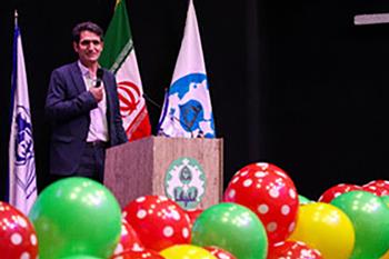 کتاب و کتاب خوانی مسیر گذر از کودکی تا بزرگسالی را هموار می کند