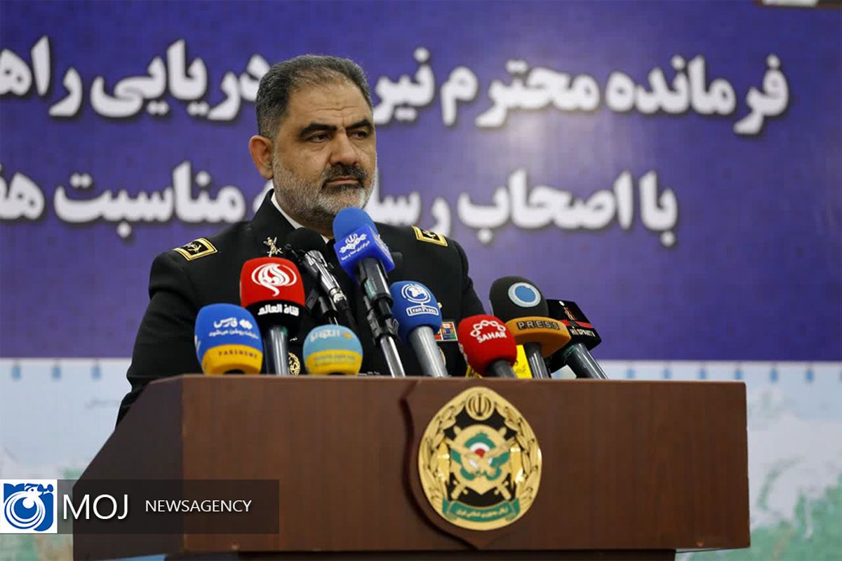 ظرفیت های علمی در مسیر صنعت دفاعی کشور قرار خواهند گرفت
