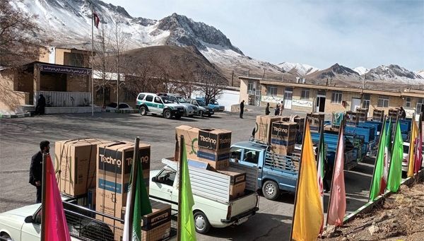 اهدای ۳۸۸ سری جهیزیه همزمان با دهه کرامت به نوعروسان نیازمند اصفهانی