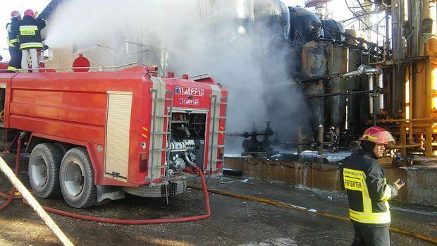 نجات ۱۲۸ شهروند از حریق و حوادث طی هفته گذشته در اصفهان نجات ۱۲۸ شهروند از حریق و حوادث طی هفته گذشته در اصفهان