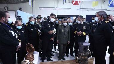نمایشگاه دستاوردهای نیروی دریایی ارتش افتتاح شد