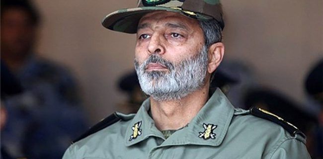 فرمانده کل ارتش از حضور پرشور مردم در انتخابات قدردانی کرد