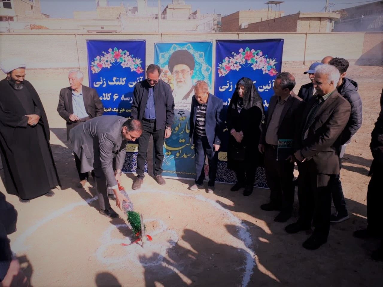 کلنگ احداث دو مدرسه ۶ کلاسه خیرساز در خمینیشهر به زمین زده شد کلنگ احداث دو مدرسه ۶ کلاسه خیرساز در خمینیشهر به زمین زده شد