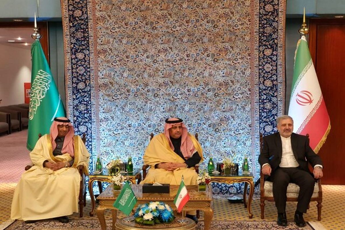 جشن ۴۵ سالگی انقلاب اسلامی ایران در عربستان برگزار شد جشن ۴۵ سالگی انقلاب اسلامی ایران در عربستان برگزار شد
