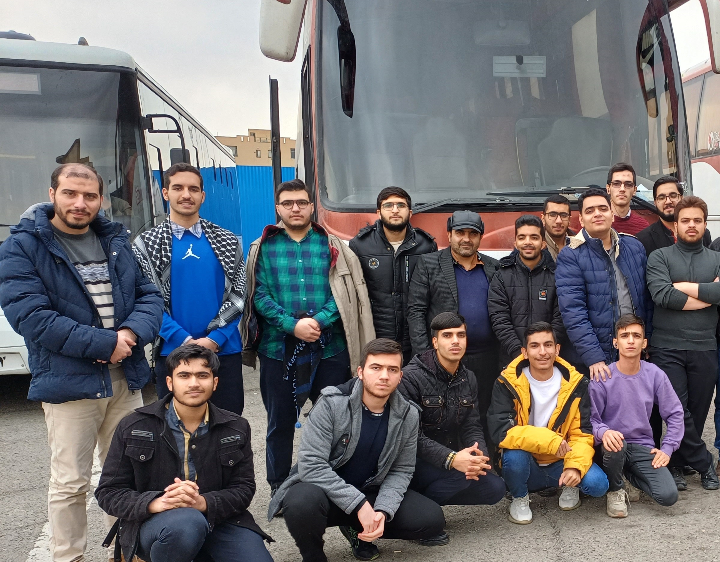 ۶۰ دانشآموزان رأی اولی استان اصفهان با مقام معظم رهبری دیدار کردند
