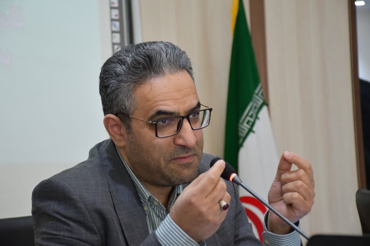 ۱۴ هزار نفر در استان اصفهان از بیمه بیکاری اصفهان استفاده می کنند ۱۴ هزار نفر در استان اصفهان از بیمه بیکاری اصفهان استفاده می کنند