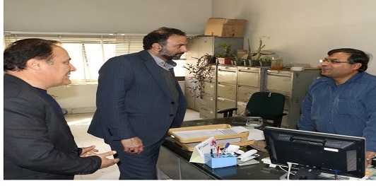 بازدید فرماندار مبارکه از مخابرات شهرستان در آستانه برگزاری انتخابات