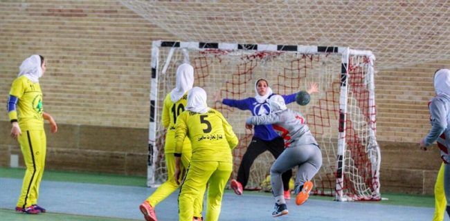 دختران هندبالیست اصفهان قهرمان ایران شدند