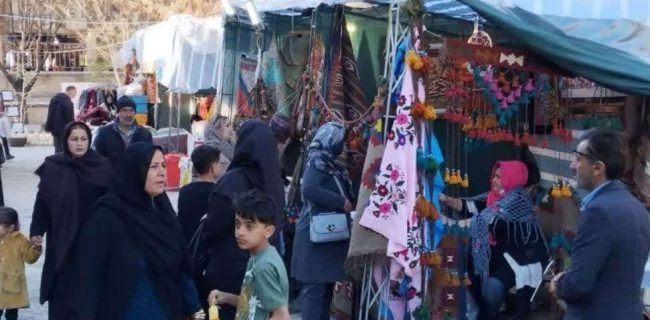 بازدید بیش از ۱۰ هزار نفر از نمایشگاه «روستا آباد» اصفهان