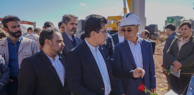 بازدید مدیرعامل هلدینگ پتروپالایش اصفهان ازطرح KHT شرکت اکسیر ایرانیان