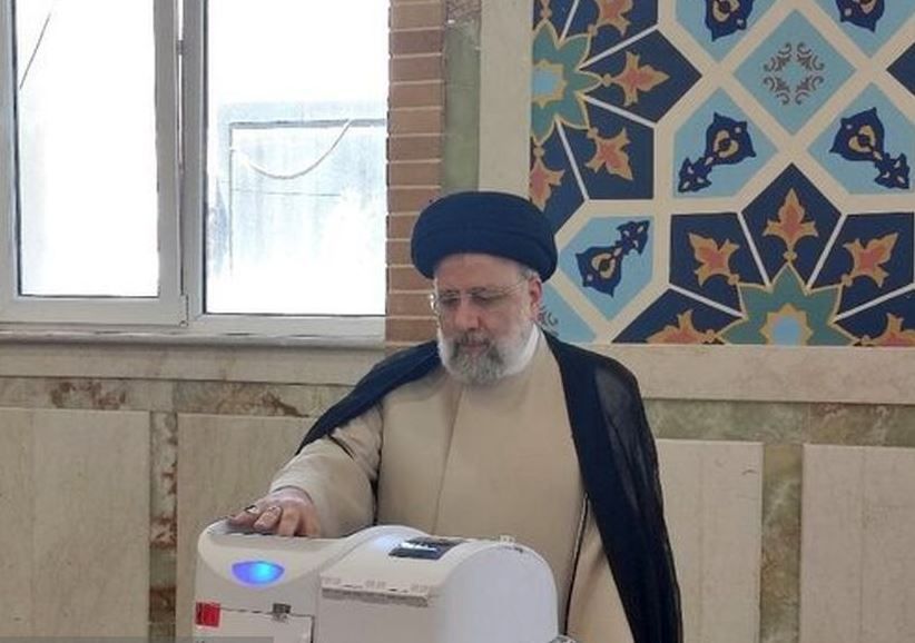 رئیس جمهور رای خود را در حوزه انتخابیه تهران ثبت کرد