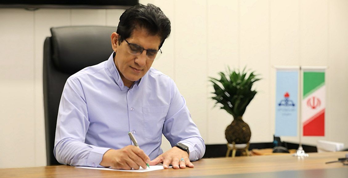 مدیر عامل هلدینگ پترو پالایش اصفهان روزخبرنگار را به تلاشگران عرصه خبر واطلاع رسانی تبریک گفت مدیر عامل هلدینگ پترو پالایش اصفهان روزخبرنگار را به تلاشگران عرصه خبر واطلاع رسانی تبریک گفت