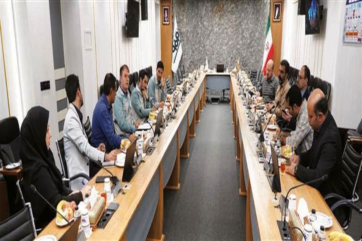 فولاد مبارکه دانش را محور فعالیتهای خود قرار داده است فولاد مبارکه دانش را محور فعالیتهای خود قرار داده است