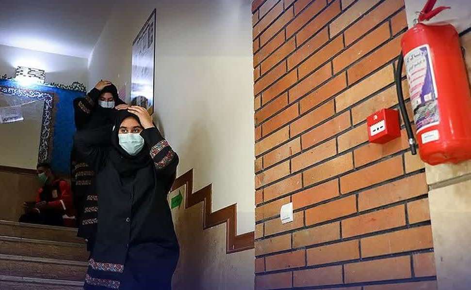 الزام مدارس اصفهان به استفاده از کپسولهای آتشنشانی الزام مدارس اصفهان به استفاده از کپسولهای آتشنشانی