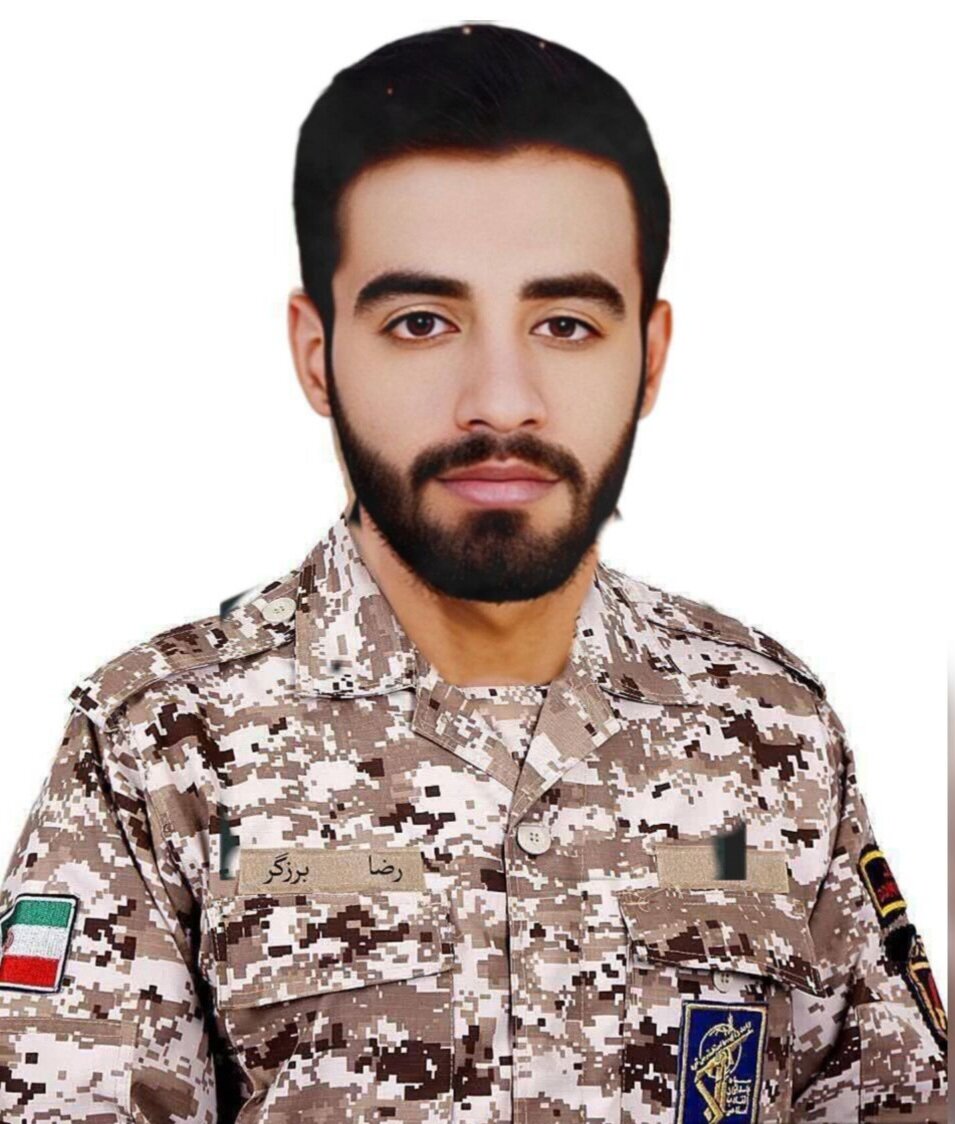 شهادت یکی از بسیجیان در درگیری با تروریستها در راسک شهادت یکی از بسیجیان در درگیری با تروریستها در راسک