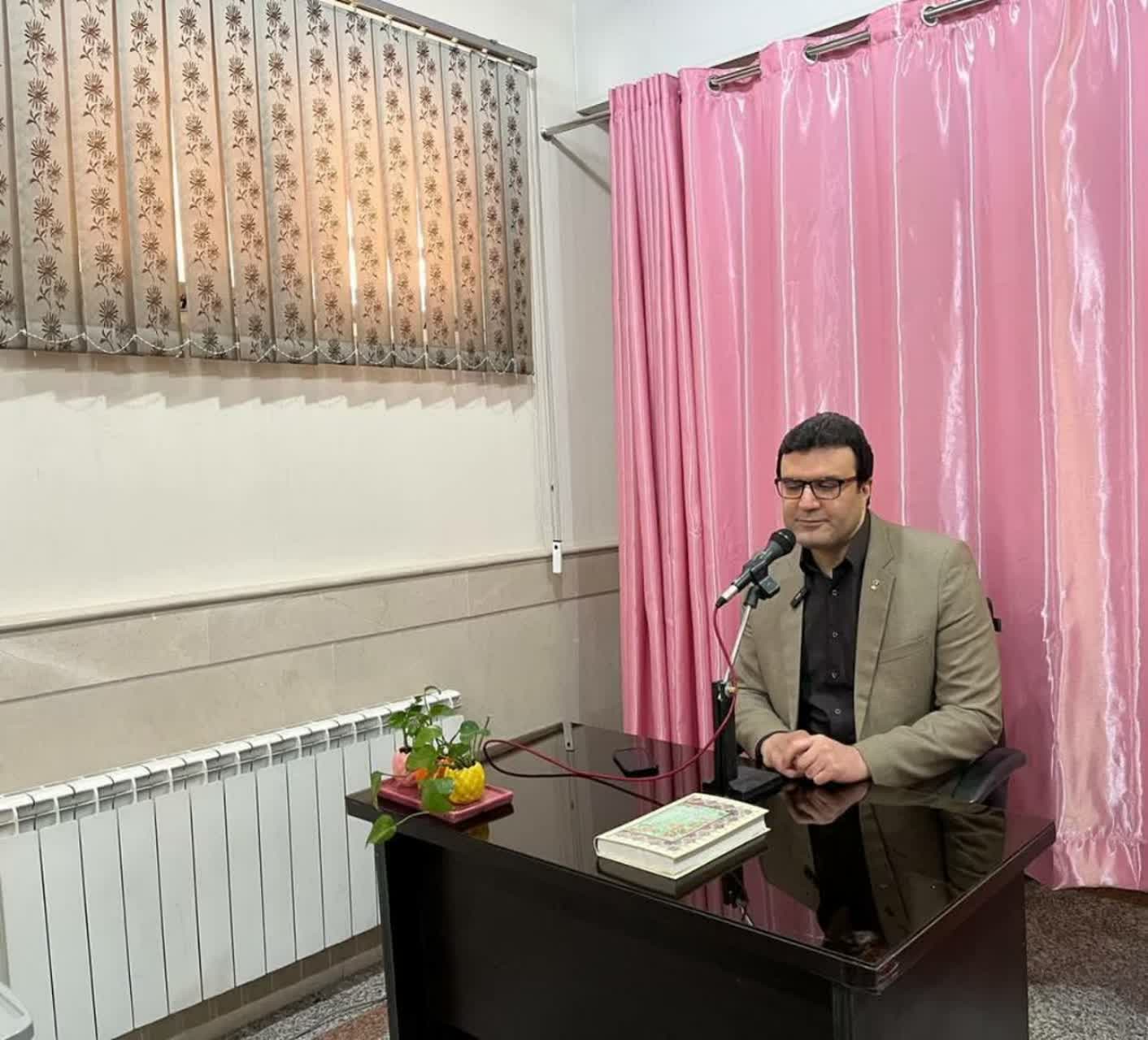 آغاز واکسیناسیون روتاوریروس در شهرستان کاشان و آران و بیدگل آغاز واکسیناسیون روتاوریروس در شهرستان کاشان و آران و بیدگل