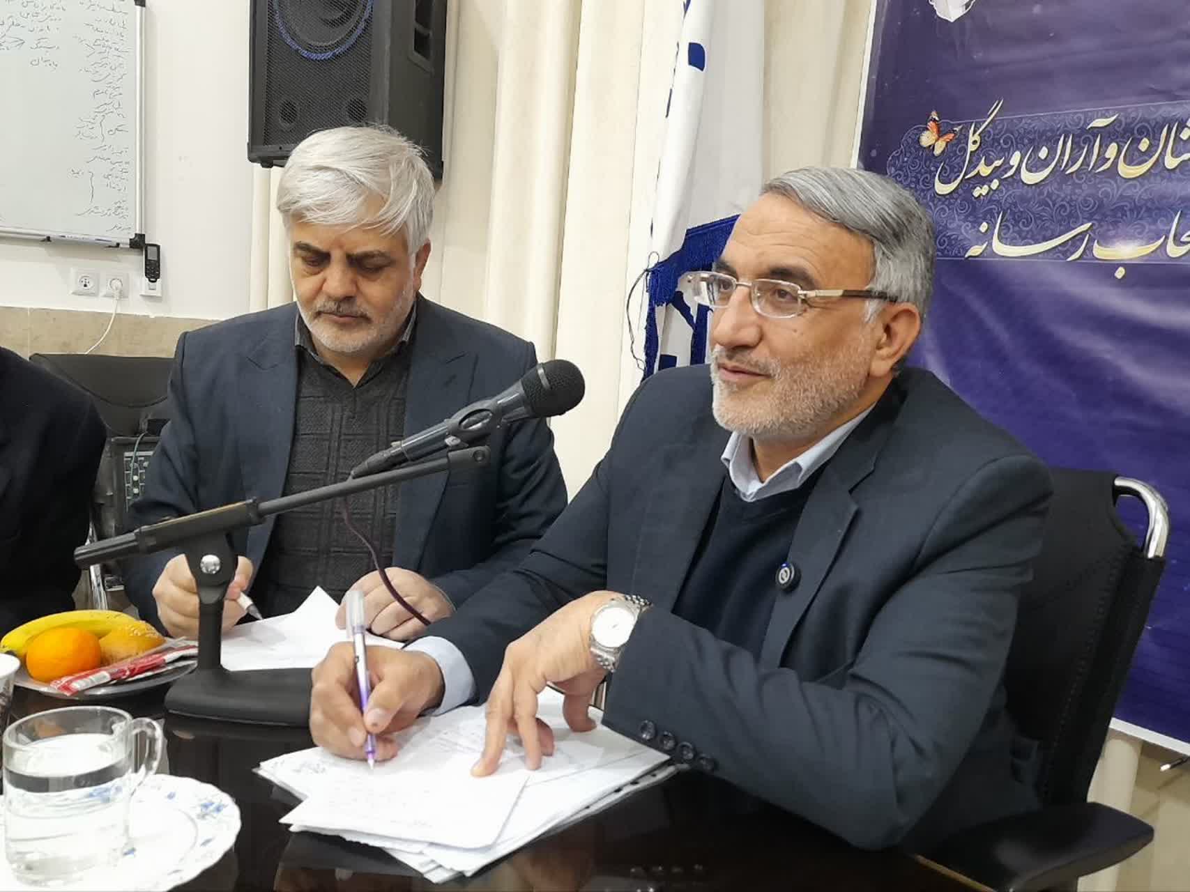 کاشان به دنبال توسعه است نه سیاست