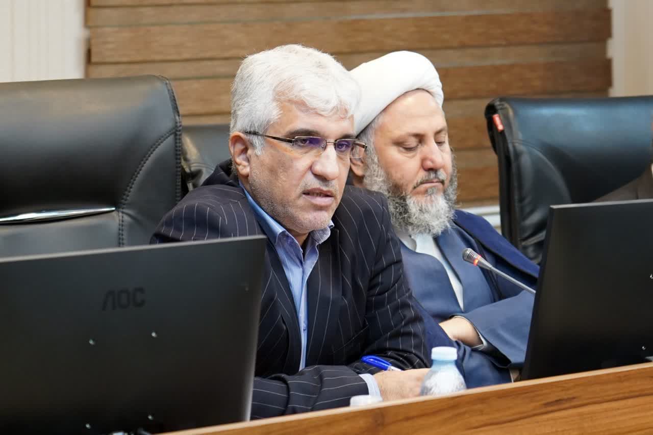 وفاق ملی، کلید حل مشکلات شهرستان آران و بیدگل است وفاق ملی، کلید حل مشکلات شهرستان آران و بیدگل است