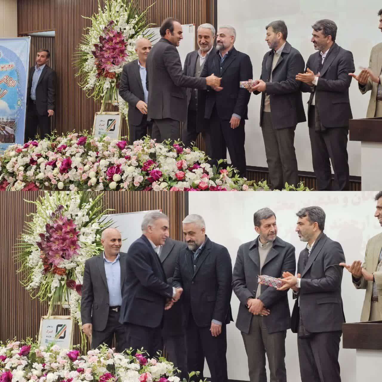 نفرات برتر گمرکات استان اصفهان مورد تقدیر قرار گرفتند نفرات برتر گمرکات استان اصفهان مورد تقدیر قرار گرفتند