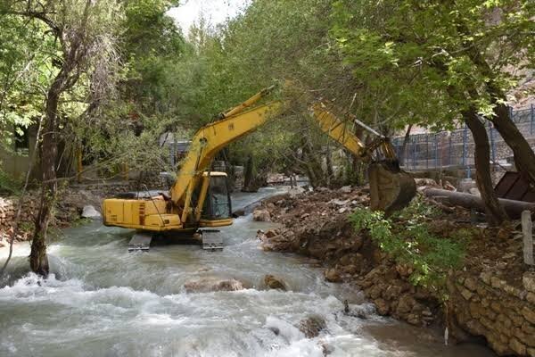 ۷۳ کیلومتر از رودخانههای استان اصفهان آزادسازی و لایروبی شد ۷۳ کیلومتر از رودخانههای استان اصفهان آزادسازی و لایروبی شد