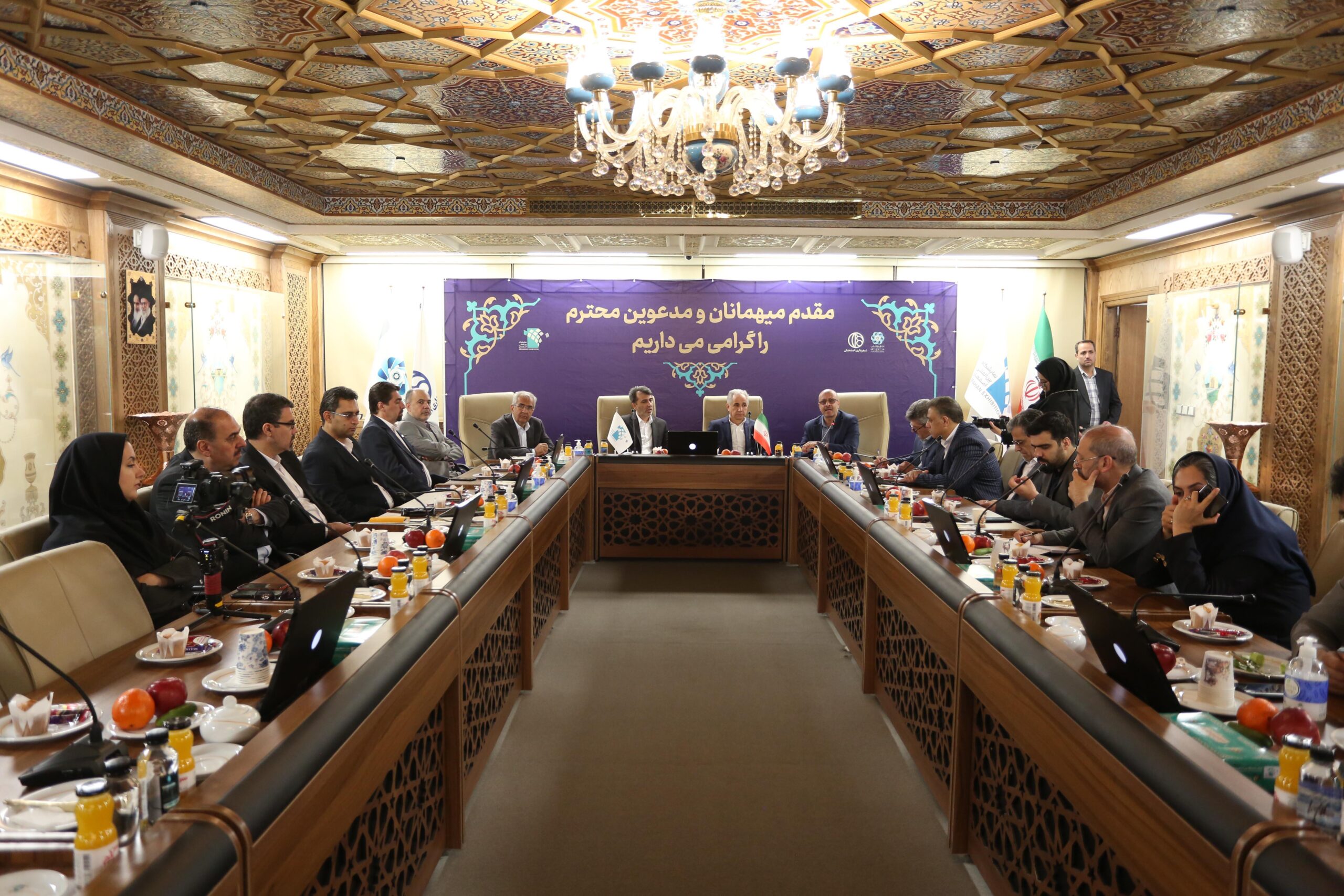 برنامهریزی بلندمدت و تعاملات بینالمللی برای ارتقای جایگاه نمایشگاهی اصفهان برنامهریزی بلندمدت و تعاملات بینالمللی برای ارتقای جایگاه نمایشگاهی اصفهان