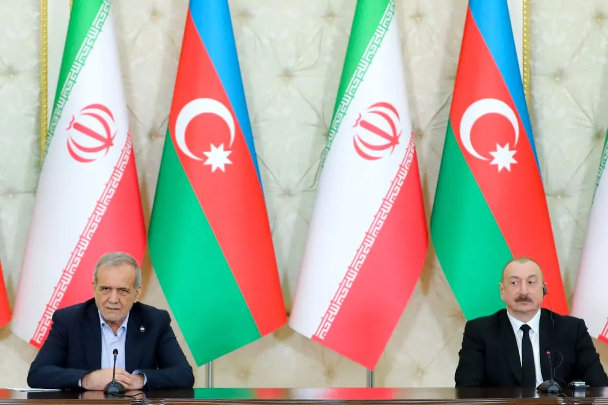 ایران و آذربایجان میتوانند امنیت و صلح در منطقه برقرار کنند ایران و آذربایجان میتوانند امنیت و صلح در منطقه برقرار کنند