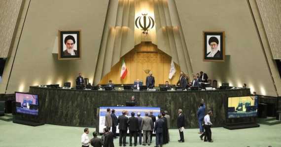 دستورکار جلسات هفته جاری مجلس؛ بررسی سوال از وزیر اقتصاد