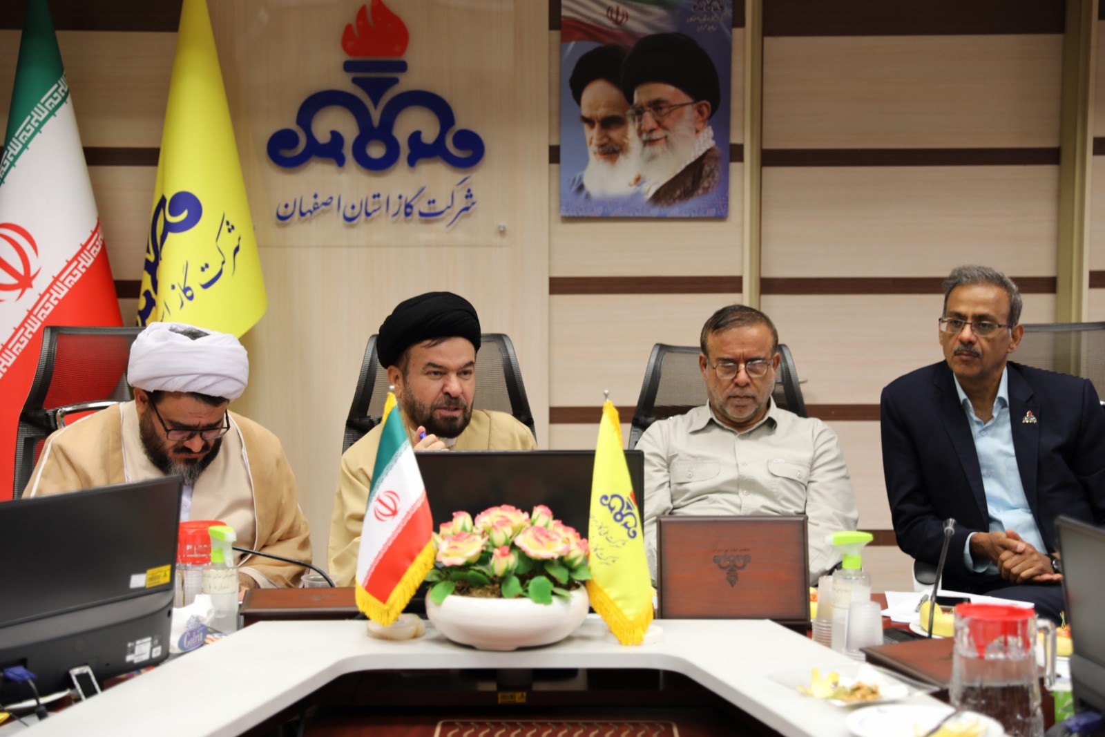 تکریم ایثارگران، رسالتی ملی، انسانی و انقلابی است