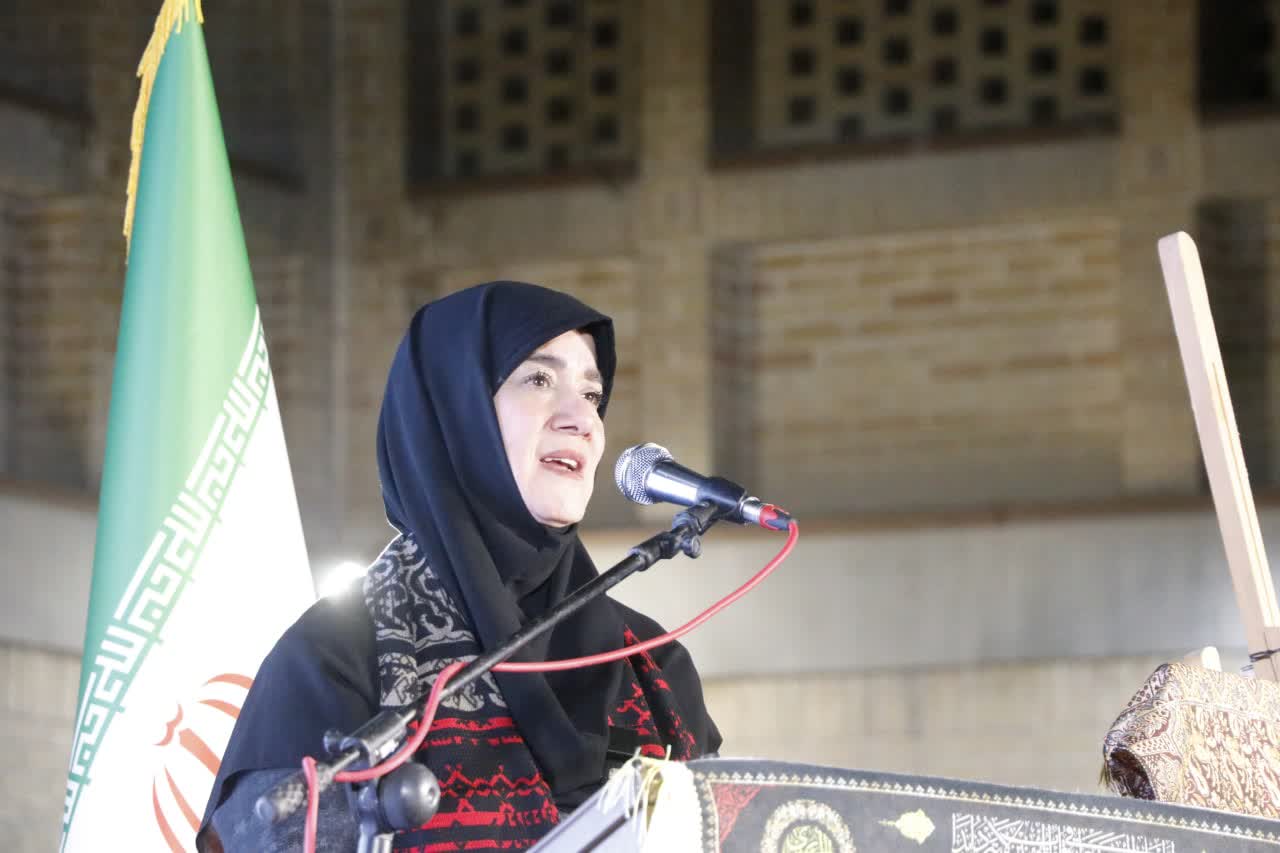 اصفهان، موزه زنده صنایعدستی ایران است اصفهان، موزه زنده صنایعدستی ایران است