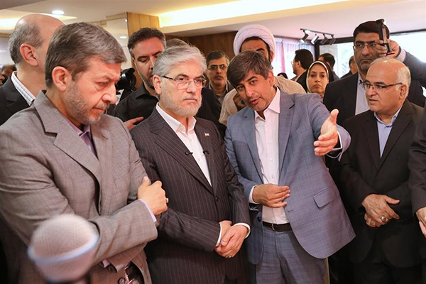 سرمایهگذاری ۳۰ میلیاردی فولاد مبارکه برای توسعه فناوریهای نوین در دانشگاه صنعتی اصفهان سرمایهگذاری ۳۰ میلیاردی فولاد مبارکه برای توسعه فناوریهای نوین در دانشگاه صنعتی اصفهان