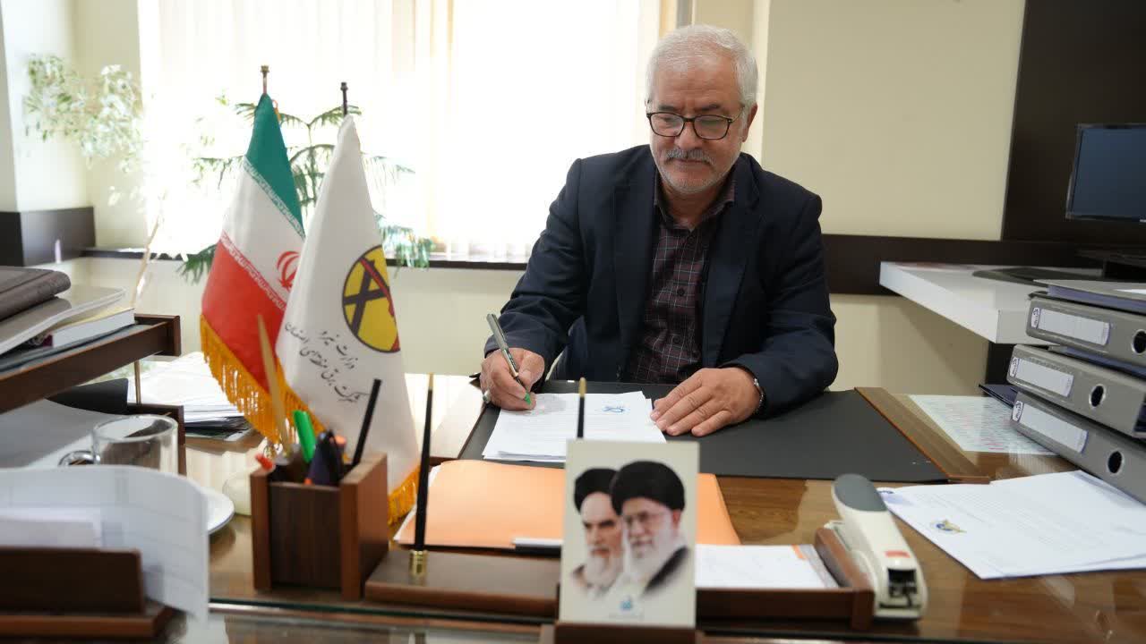پیشرفت ۱۵ درصدی پروژه ملی احداث خط دو مداره انتقال برق ۴۰۰ کیلو ولت اصفهان _ تهران پیشرفت ۱۵ درصدی پروژه ملی احداث خط دو مداره انتقال برق ۴۰۰ کیلو ولت اصفهان _ تهران