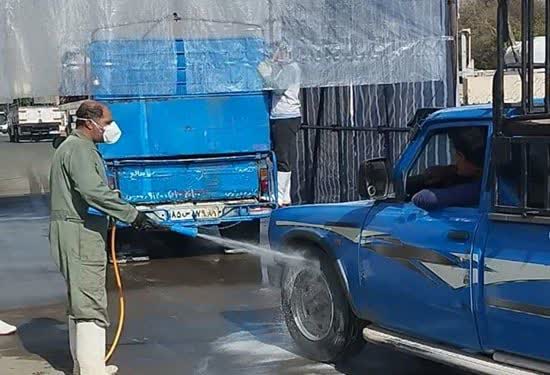ضدعفونی بیش از 152 هزار متر مربع میادین دام، مراکز جمع آوری شیر و دامداری ها در خمینیشهر ضدعفونی بیش از ۱۵۲ هزار متر مربع میادین دام، مراکز جمع آوری شیر و دامداری ها در خمینیشهر
