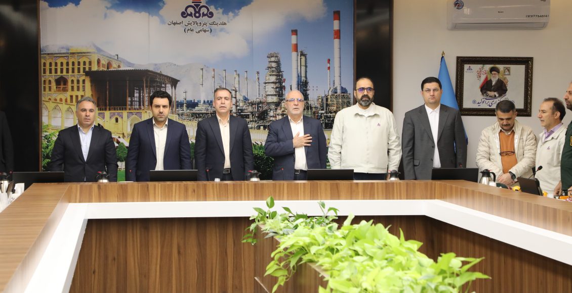 در مسیر اعتلای صنایع همراه و حامی هستیم در مسیر اعتلای صنایع همراه و حامی هستیم