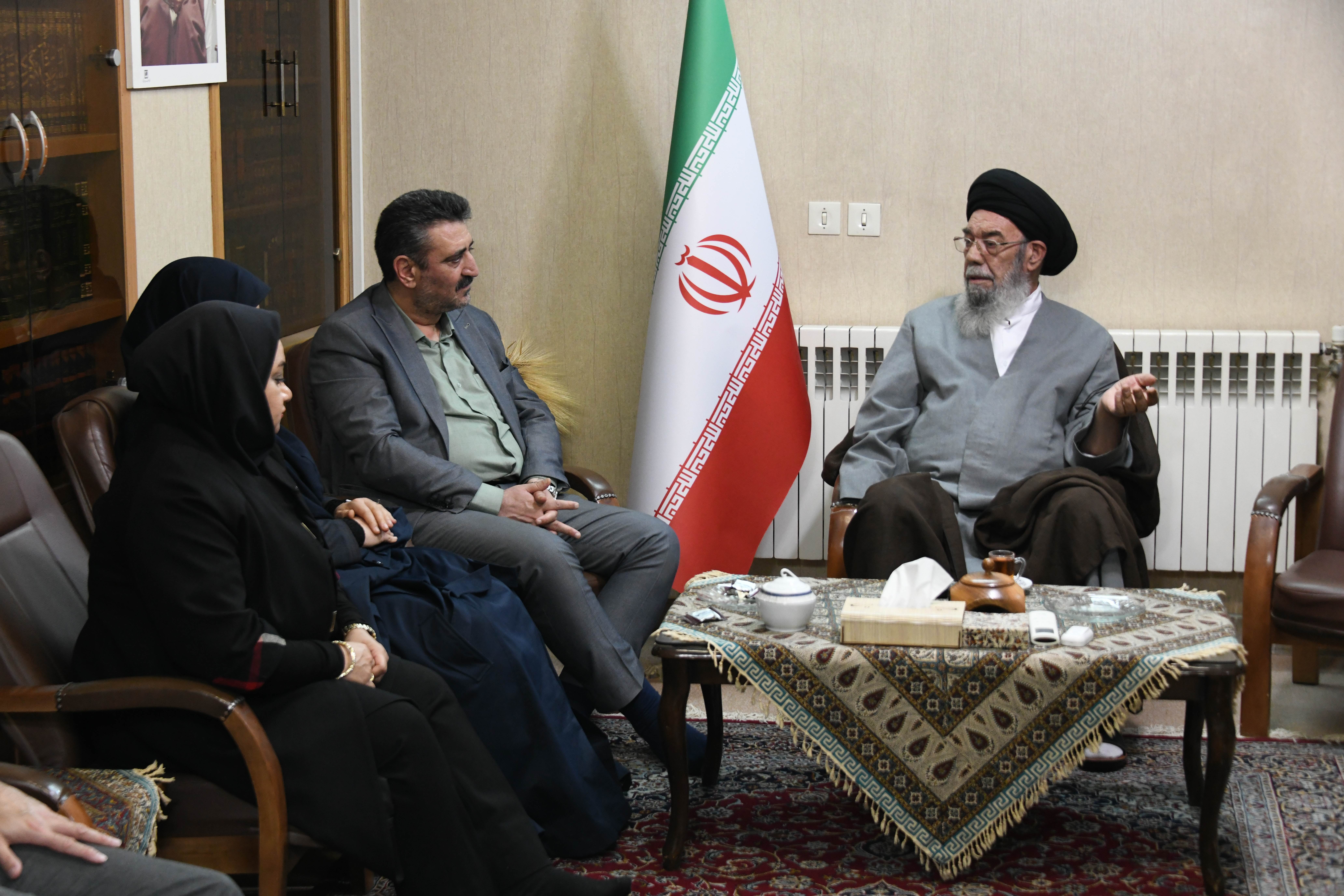 دلایل اصلی برخی گرانیها برای مردم تبیین شود