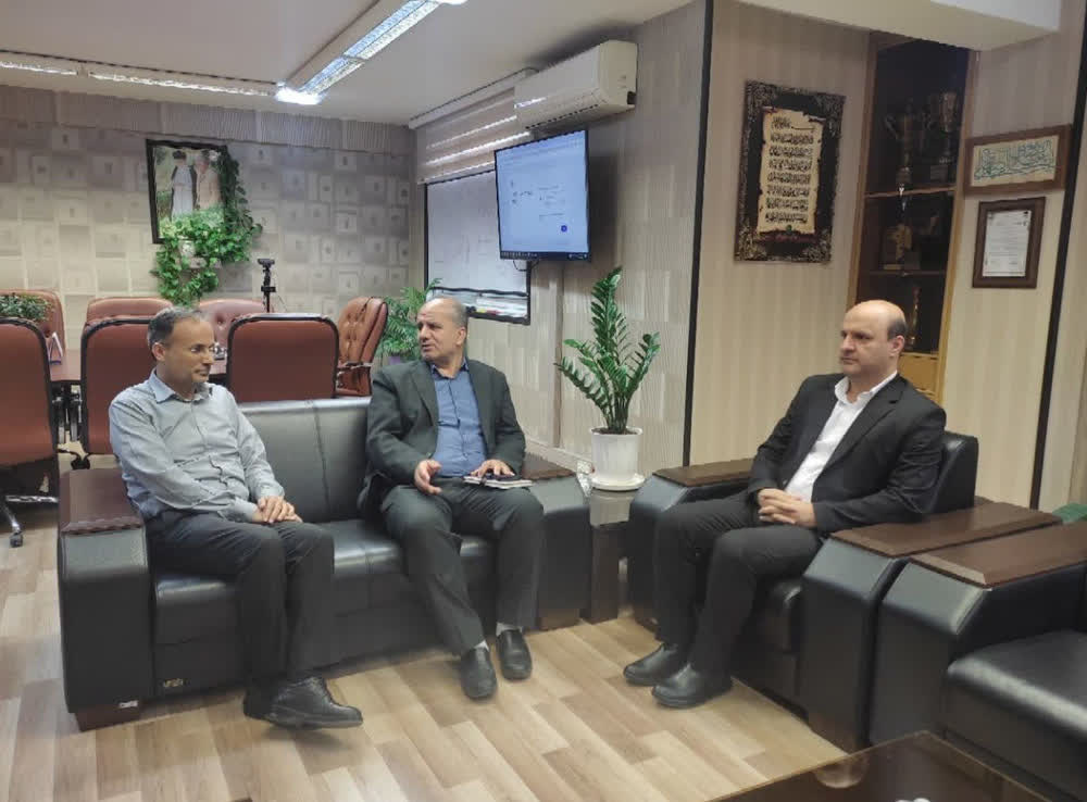 دیدار مدیرعامل شرکت عمران شهر جدید مجلسی با مدیر مخابرات منطقه اصفهان